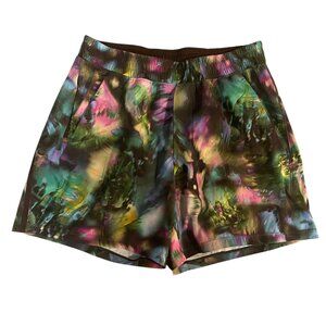 Lululemon Women's Hotty Hot Shorts Size Medium Multicolored Floral